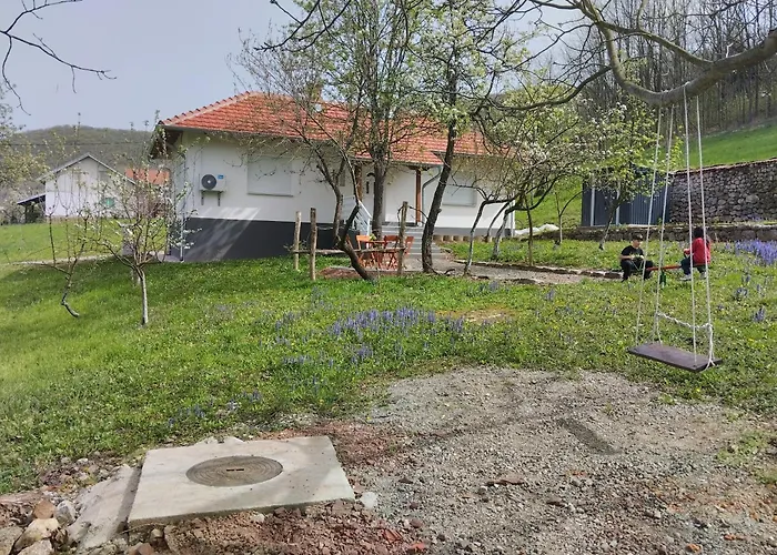 Vitovnicki Mir Villa *